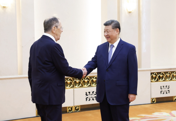 习近平会见俄罗斯外长拉夫罗夫1.jpg