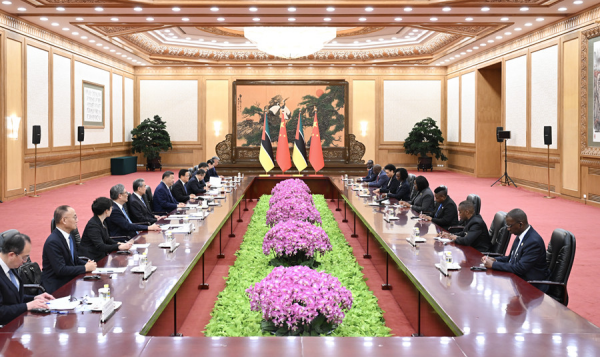 习莫桑2.jpeg