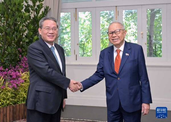 李强会见新加坡代总统张赞成.jpg